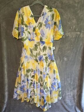 Rabbit Rabbit Rabbit Floral Print Dress in Blue, Yellow, Green, White